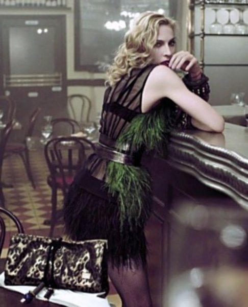 1981876-madonna-v-reklame-louis-vuitton.jpg